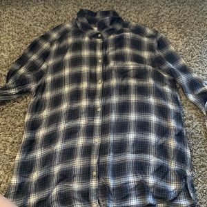 American eagle flannel size L